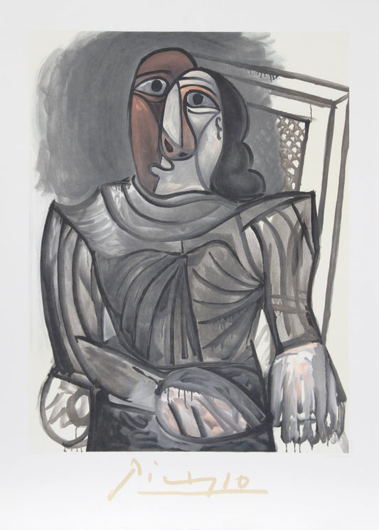 Femme Assise a la Robe Grise